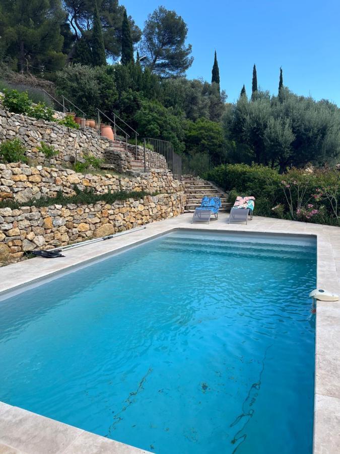 Hauteurs De Toulon : Charmant Studio Piscine Экстерьер фото